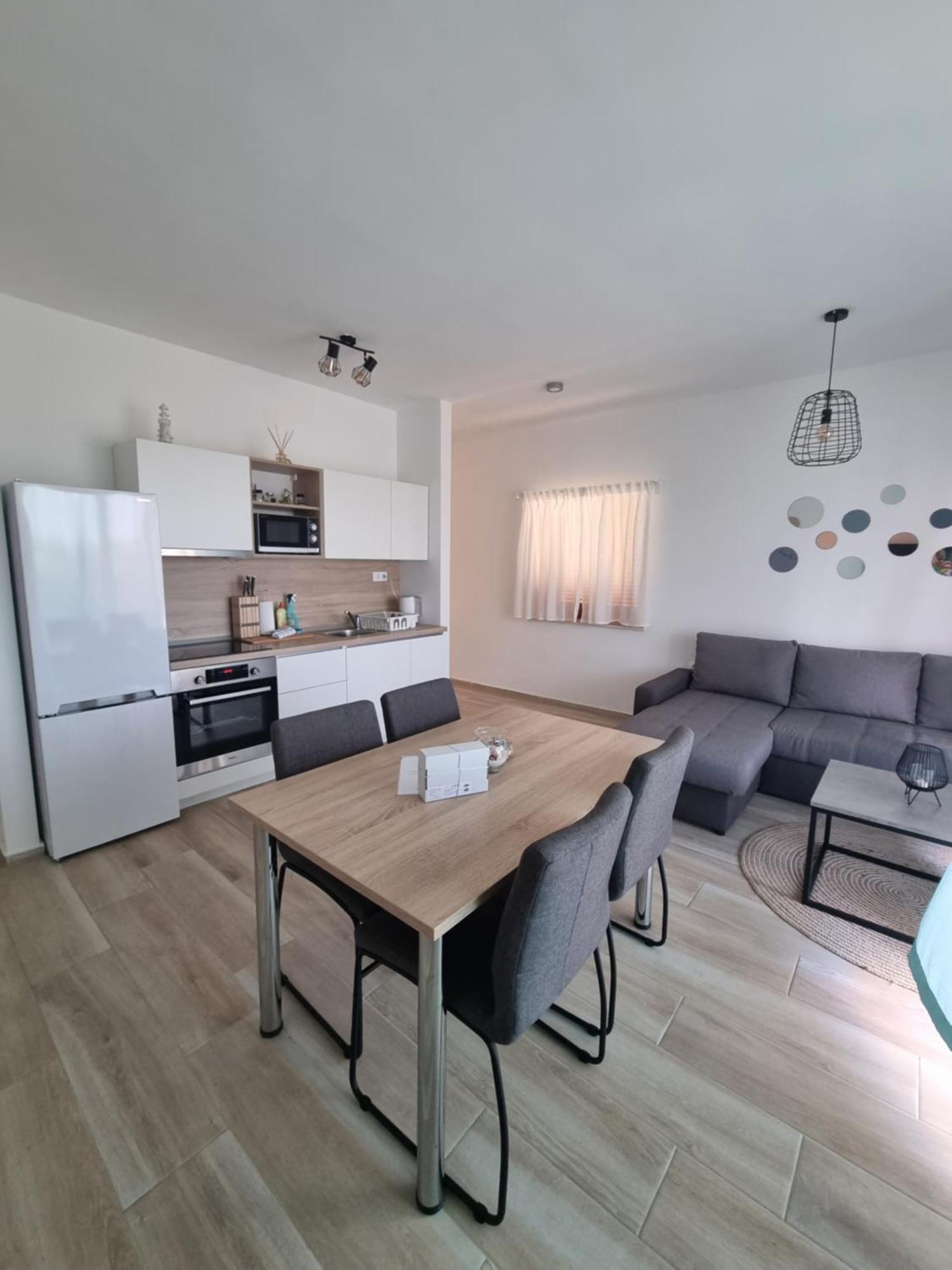 Apartments Leticia Vrsi Habitación foto